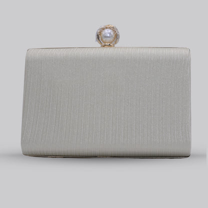 Criss Cross Clutch