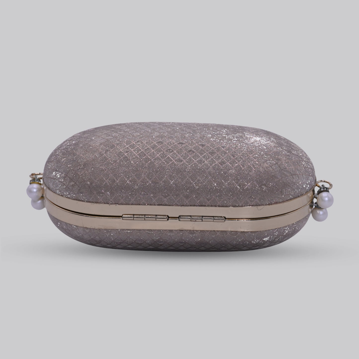 Pearl Clutch with Handle